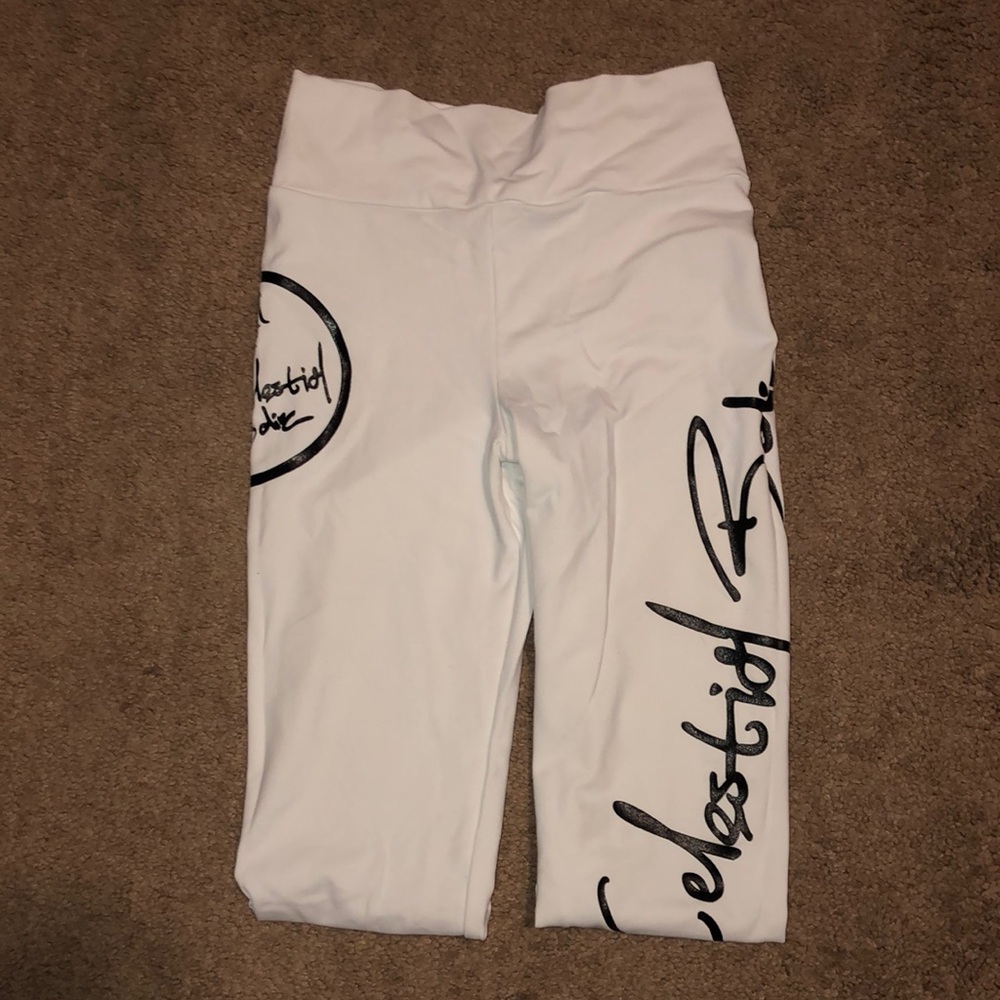 Celestial Bodiez scrunch butt leggings